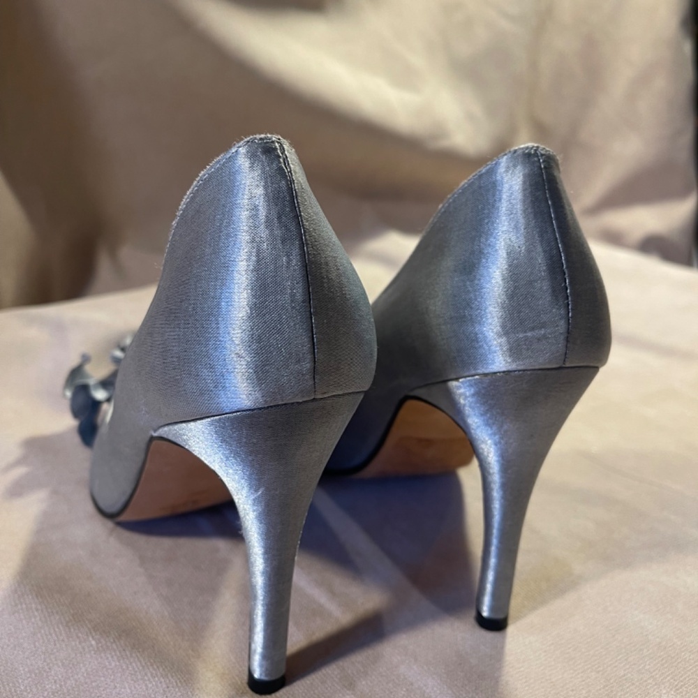 Sacha Too Silver Women's Heels with Floral Accent - Picture 6 of 9